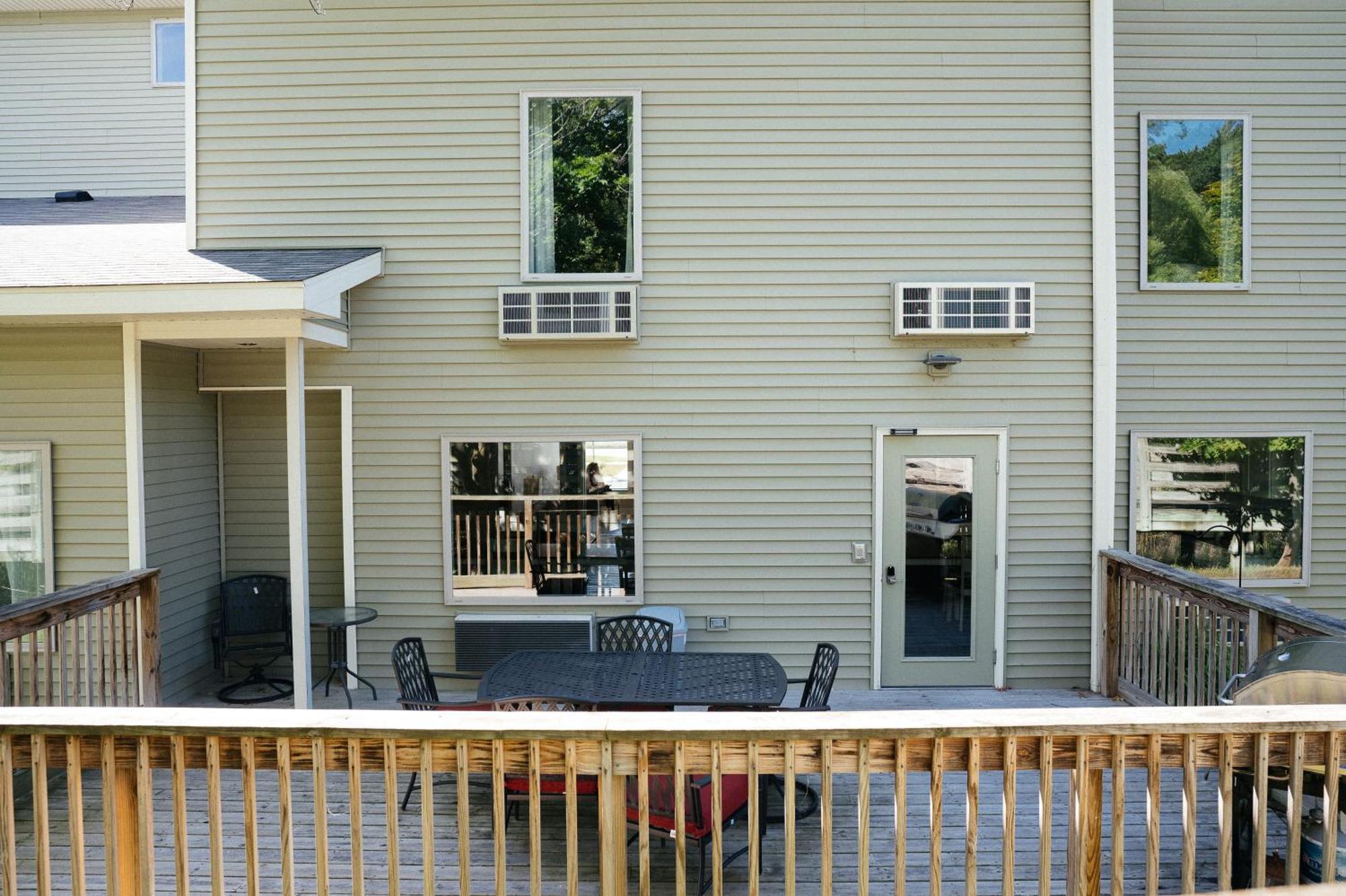 Kasa Gold Coast Inn Traverse City Esterno foto